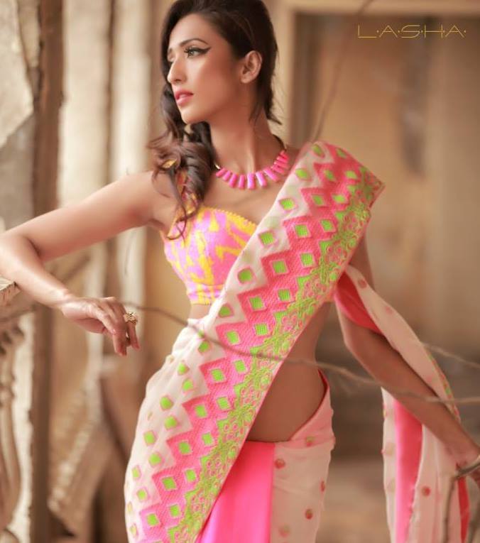 Lasha-is-women-clothing-designer-shahpur-jat
