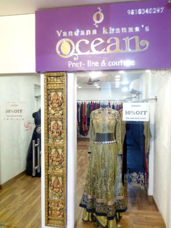 Vandana-khanna's-ocean-fashion-store-at-shahpur-jat