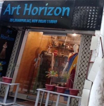 art horizon is clothing store in shahpur jat